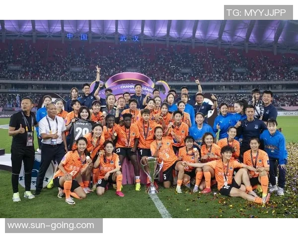 你认为足球明星的魅力与帅气如何影响他们的职业生涯和粉丝追随度